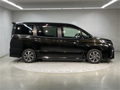 ヴォクシー ZS 7ニンノリ