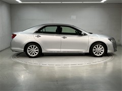 カムリハイブリッド Gパッケージ