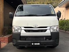 ハイエースV DX 5ドア 3/6ニン