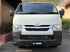 ハイエースV DX 5ドア 3/6ニン