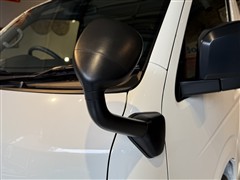 ハイエースV DX 5ドア 3/6ニン