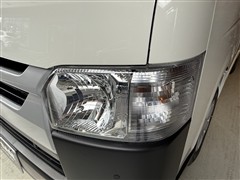 ハイエースV DX 5ドア 3/6ニン