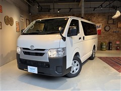 トヨタ ハイエースV DX 5ドア 3/6ニン