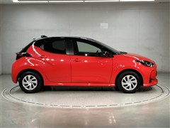 ヤリス ハイブリッド G