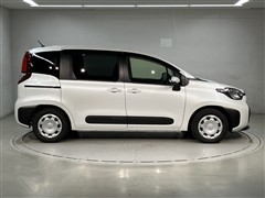 シエンタ HEV G 7ニンノリ