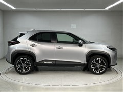 ヤリスクロス Z