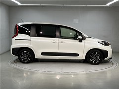 シエンタ HEV Z 7ニンノリ