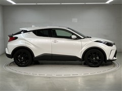C-HR HEV Gモードネロセーフ3