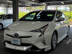 プリウス S セーフティプラス