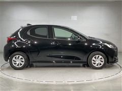 ヤリス G