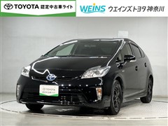 トヨタ プリウス S