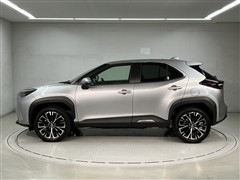 ヤリスクロス HEV Z