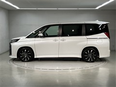 ノア HEV S-Z