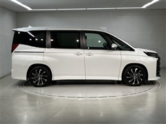 ノア S-Z