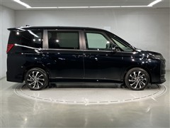 ノア HEV S-Z