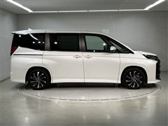 ノアHEV S-Z