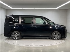 ヴォクシー HEV S-Z