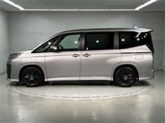 ヴォクシー HEV S-G 7ニンノリ
