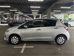 ヴィッツ 1.0F セーフティED