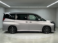ノア HEV S-Z