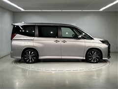 ノア HEV S-Z