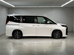 ノア HEV S-Z