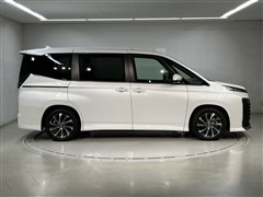 ヴォクシー HEV S-Z