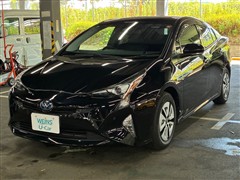 トヨタ プリウス Aプレミアム 4WD