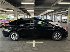 プリウス Aプレミアム 4WD