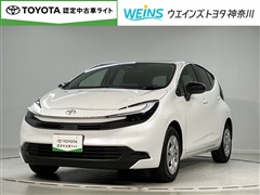 トヨタ　アクア G