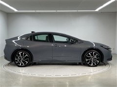 プリウス PHEV Z
