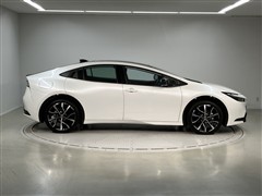 プリウス PHEV Z