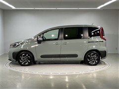 シエンタ HEV Z 7ニンノリ