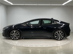 プリウス PHEV Z