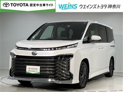 ヴォクシー HEV S-G 8ニンノリ