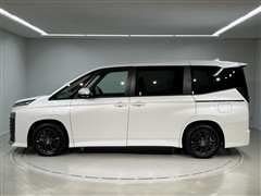 ヴォクシー HEV S-G 8ニンノリ