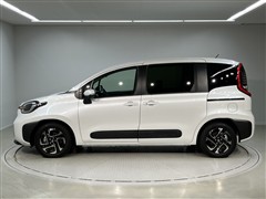 シエンタ HEV Z 7ニンノリ