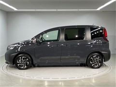 シエンタ HEV G 5ニンノリ