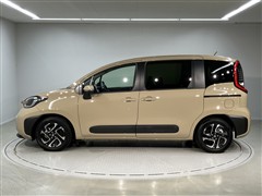 シエンタ HEV Z 7ニンノリ