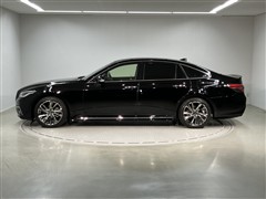 クラウン HV RS アドバンス