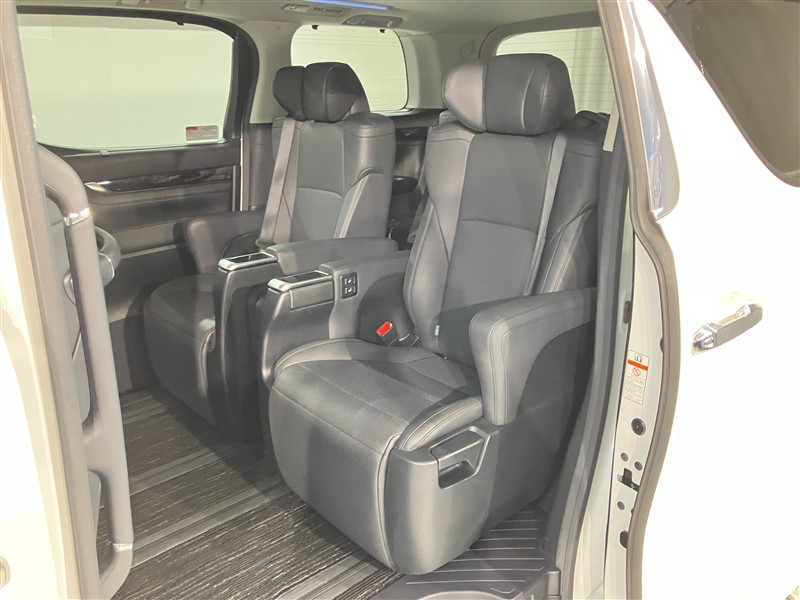 アルファード S Cパッケージ（13701N0261538）の中古車 | トヨタ