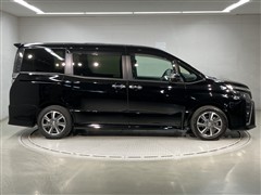 ヴォクシー ZS キラメキ2 8ニン