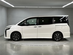 ヴォクシー ZS キラメキ3 7ニン