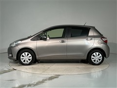 ヴィッツ ジュエラ