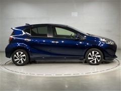 アクア Sスタイルブラック