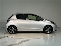 ヴィッツ GRスポーツ