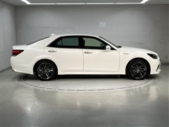 クラウンアスリートHV アスリートS4