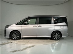 ヴォクシー HV S-Z