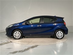 アクア S スタイルブラック