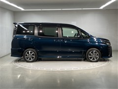 ヴォクシー ZS ジョシュセキリフト